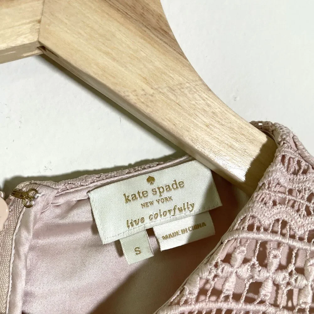 Kate Spade New York  Women's Pink Mixed Lace Short Sleeve Top Sz Small Coquette